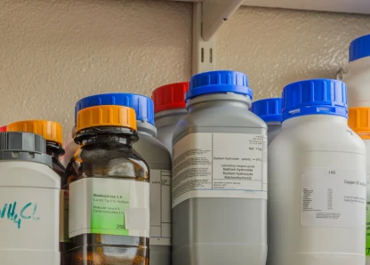 FISPQ dos produtos químicos: o que é, onde encontrar e consultar